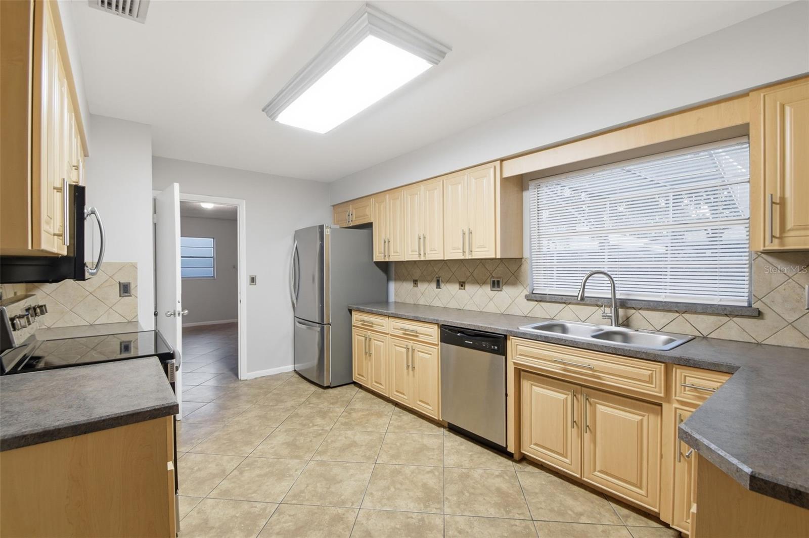WOODLAKE - Residential