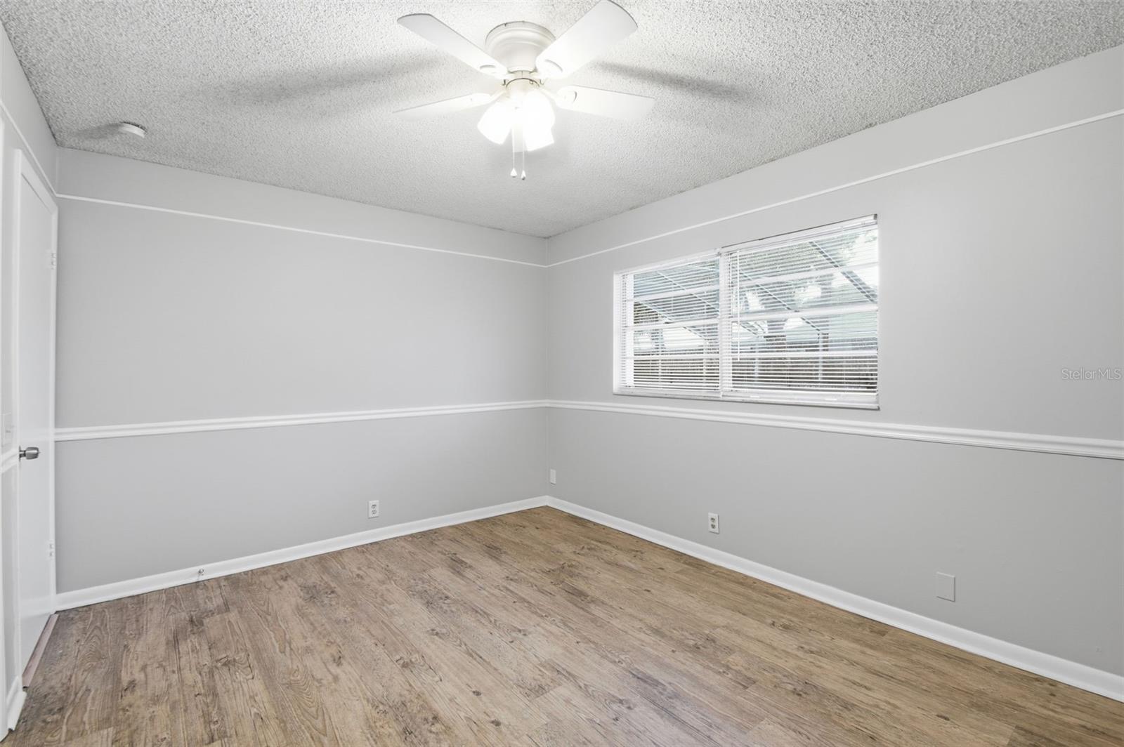 WOODLAKE - Residential