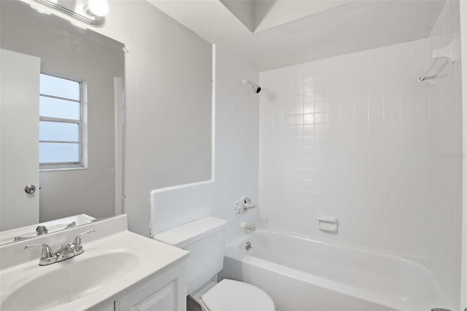 WOODLAKE - Residential