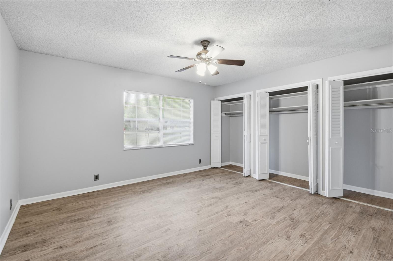 WOODLAKE - Residential
