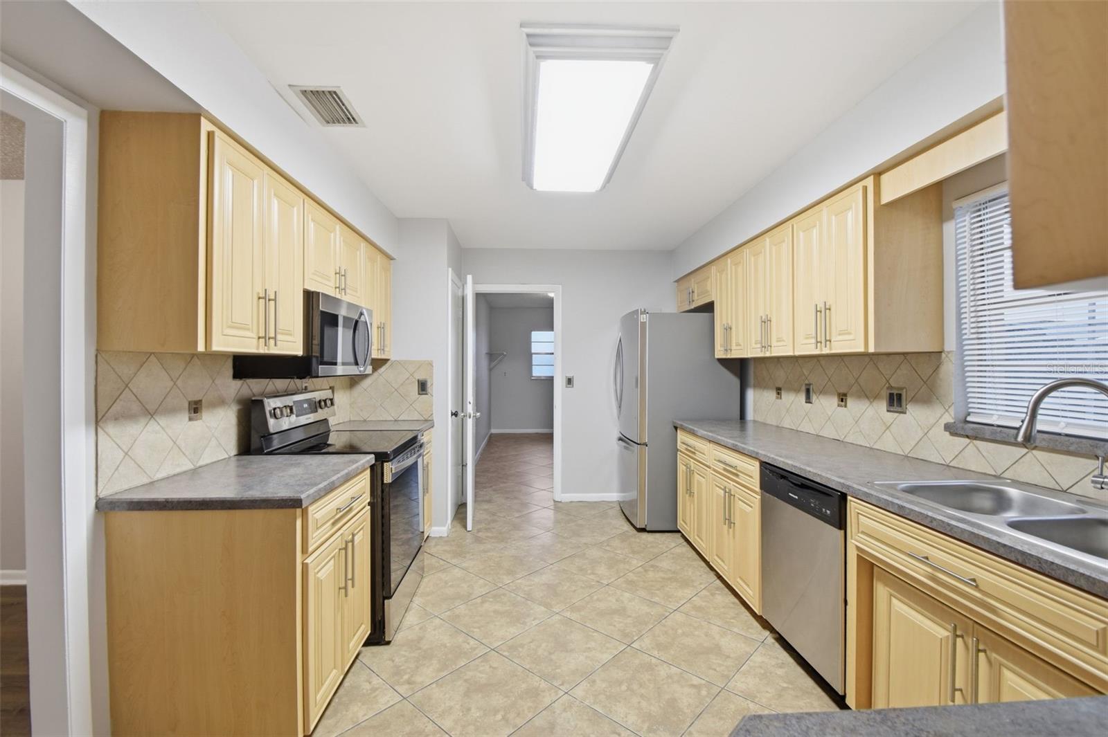 WOODLAKE - Residential