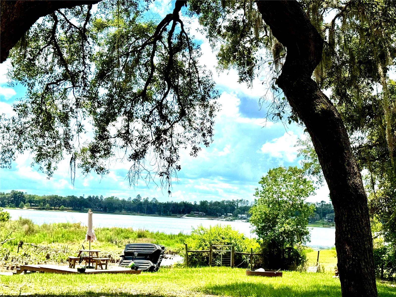 WF BREAM LAKE FOUR LAKES COMMUNITY - Residential
