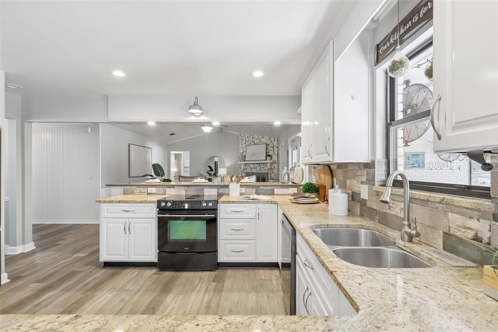 FRUIT COVE WOODS UNIT II - Residential