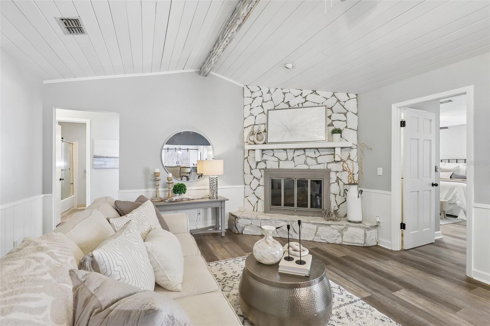 FRUIT COVE WOODS UNIT II - Residential