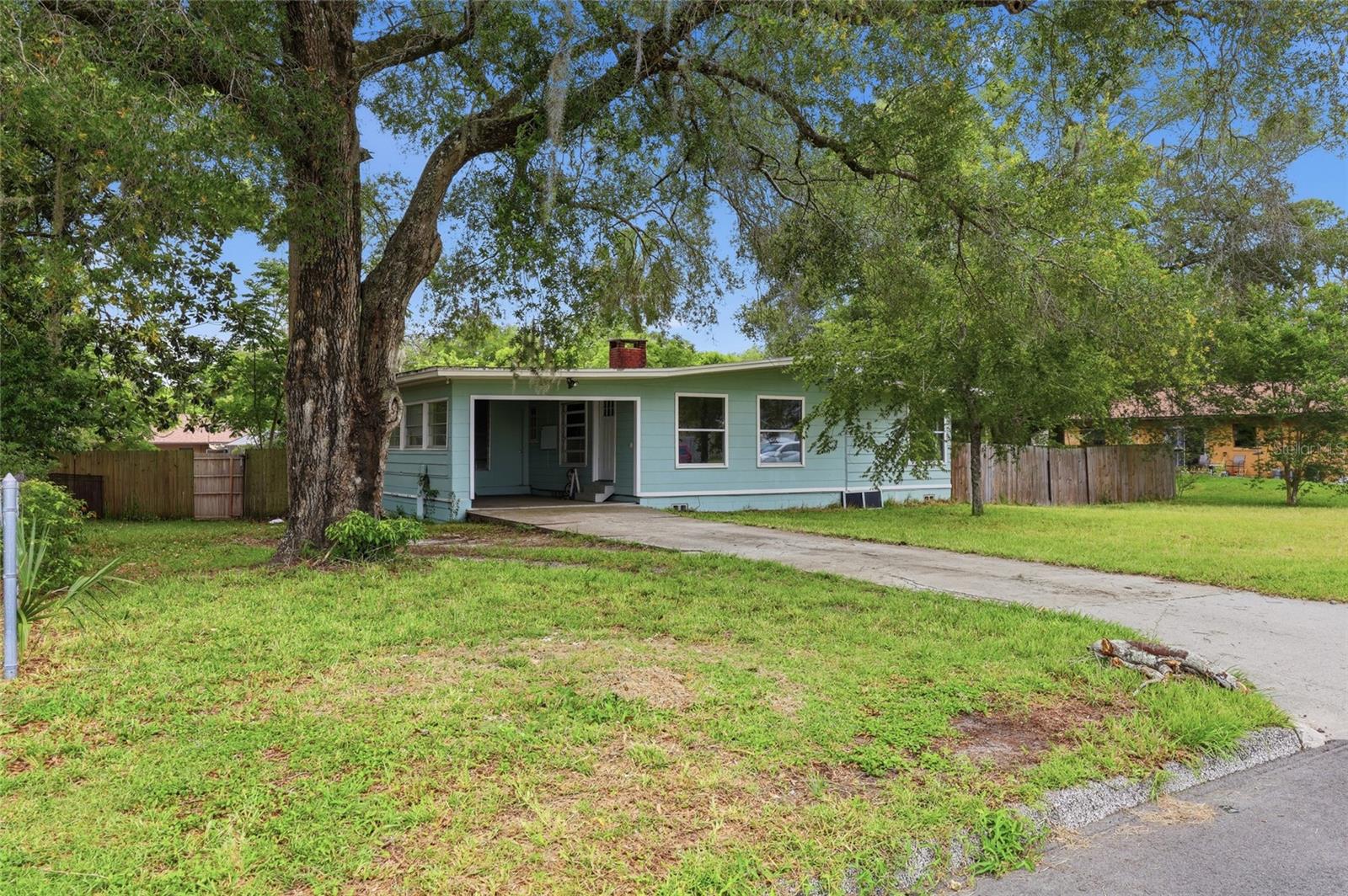 DENNISTONS ORANGE CITY DELAND FARMS - Residential