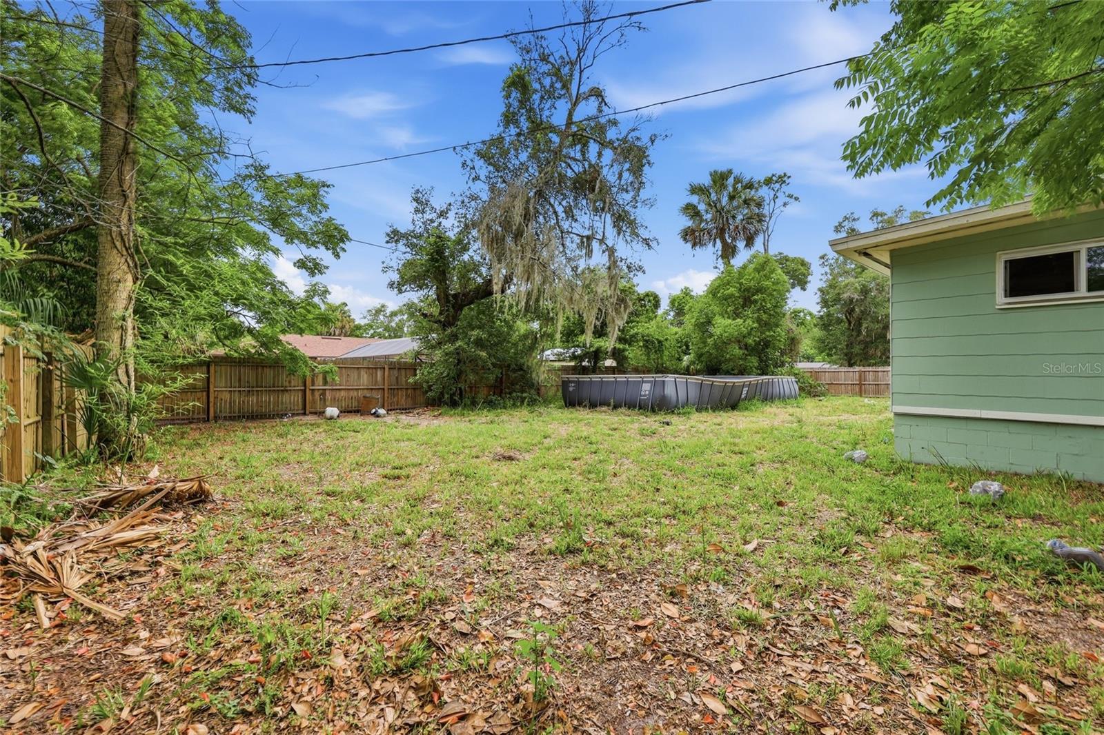 DENNISTONS ORANGE CITY DELAND FARMS - Residential