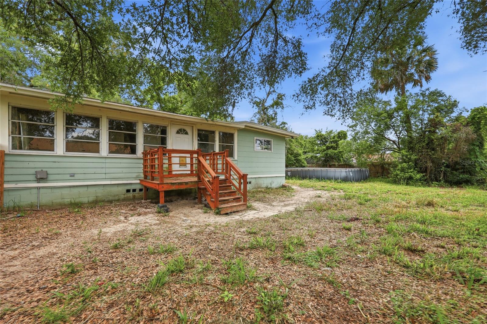 DENNISTONS ORANGE CITY DELAND FARMS - Residential