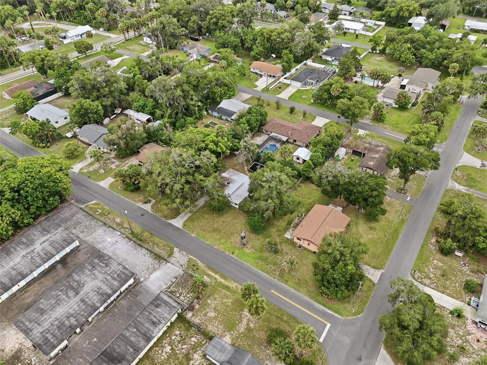 DENNISTONS ORANGE CITY DELAND FARMS - Residential