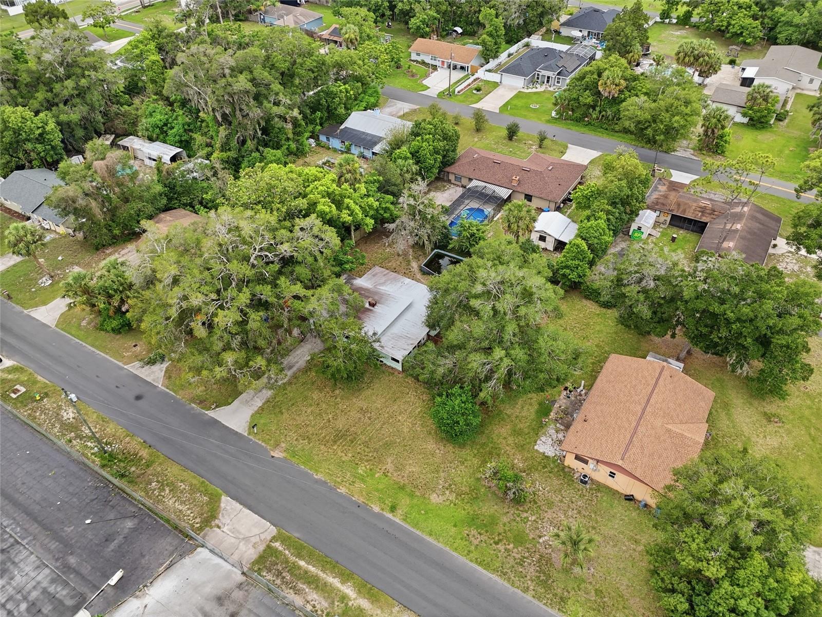 DENNISTONS ORANGE CITY DELAND FARMS - Residential