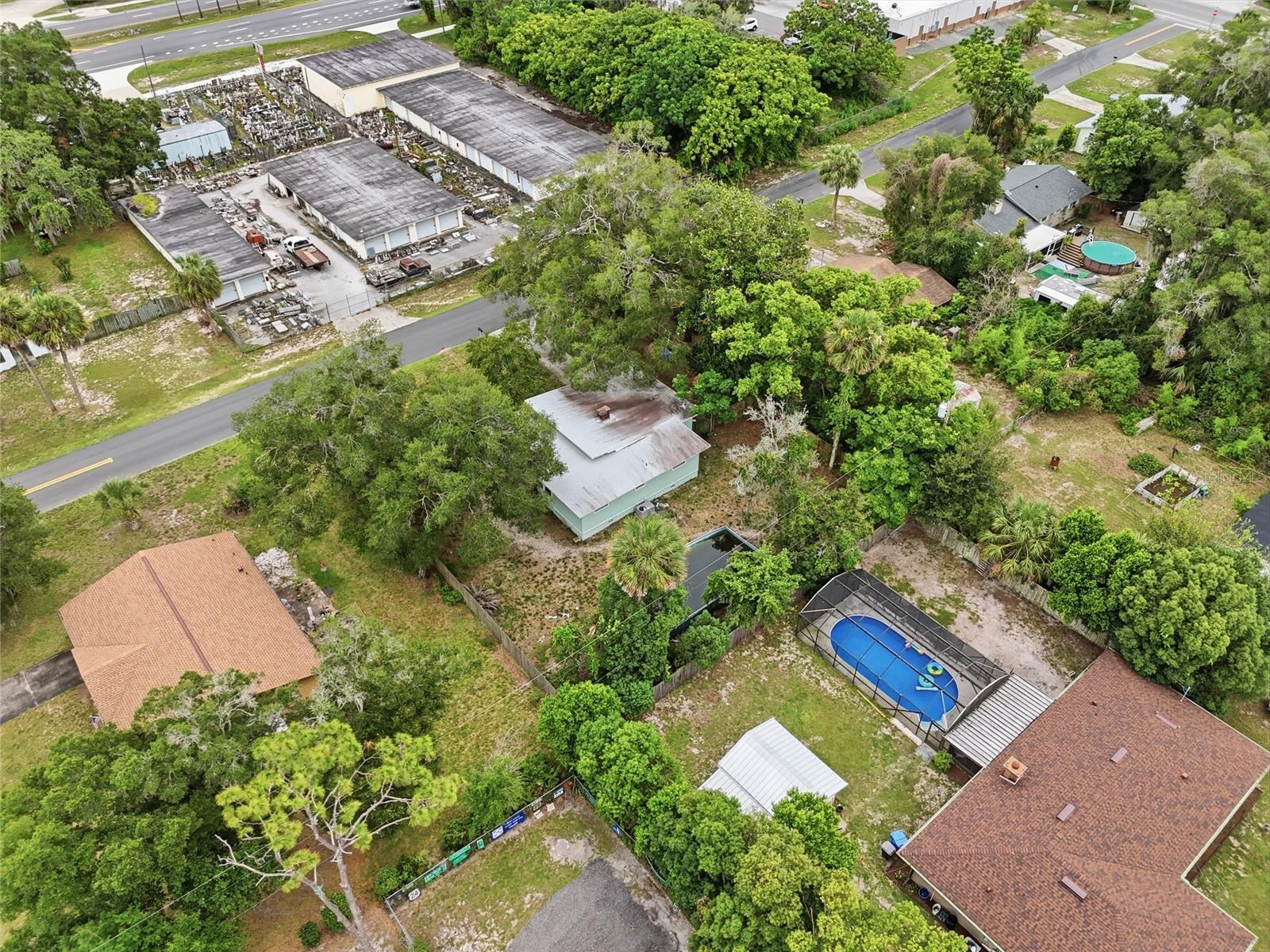 DENNISTONS ORANGE CITY DELAND FARMS - Residential