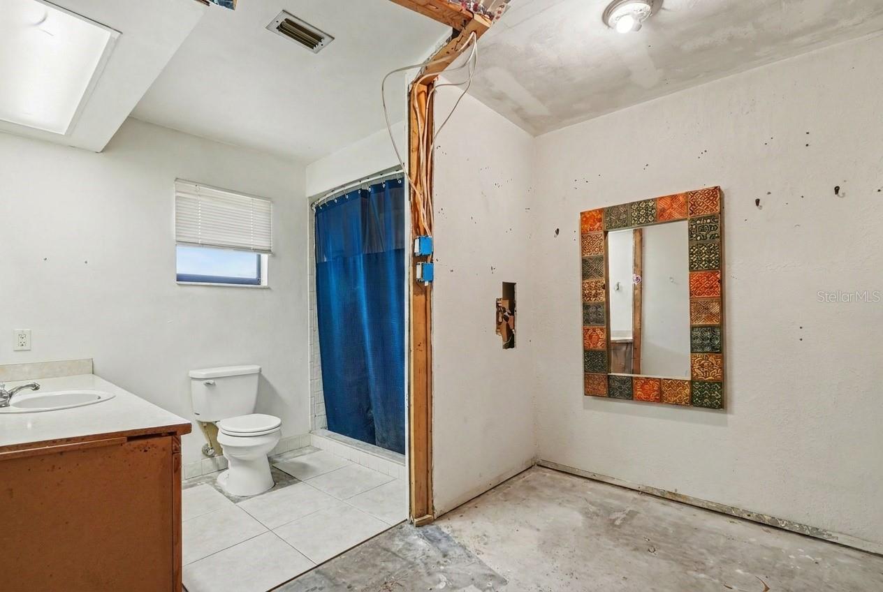 THE HEATHER PHASE V - Residential