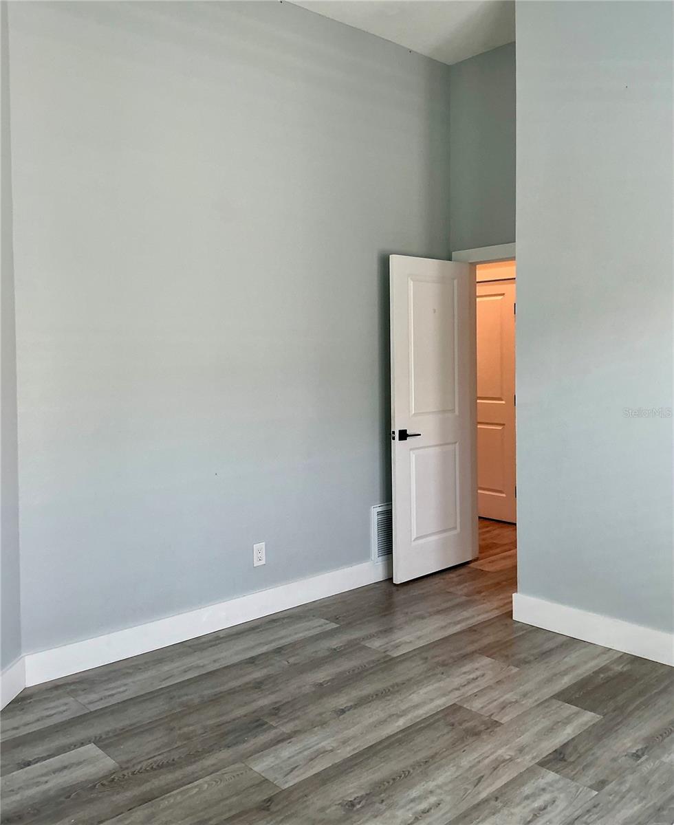 OAK TRAIL - Residential