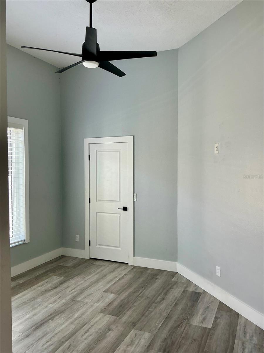 OAK TRAIL - Residential