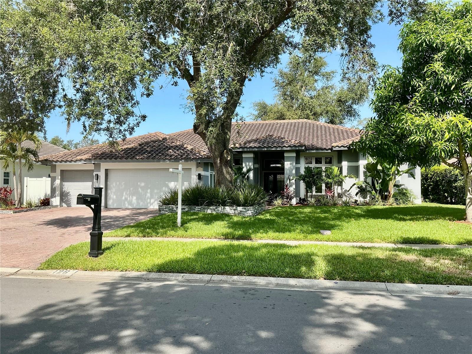 OAK TRAIL - Residential