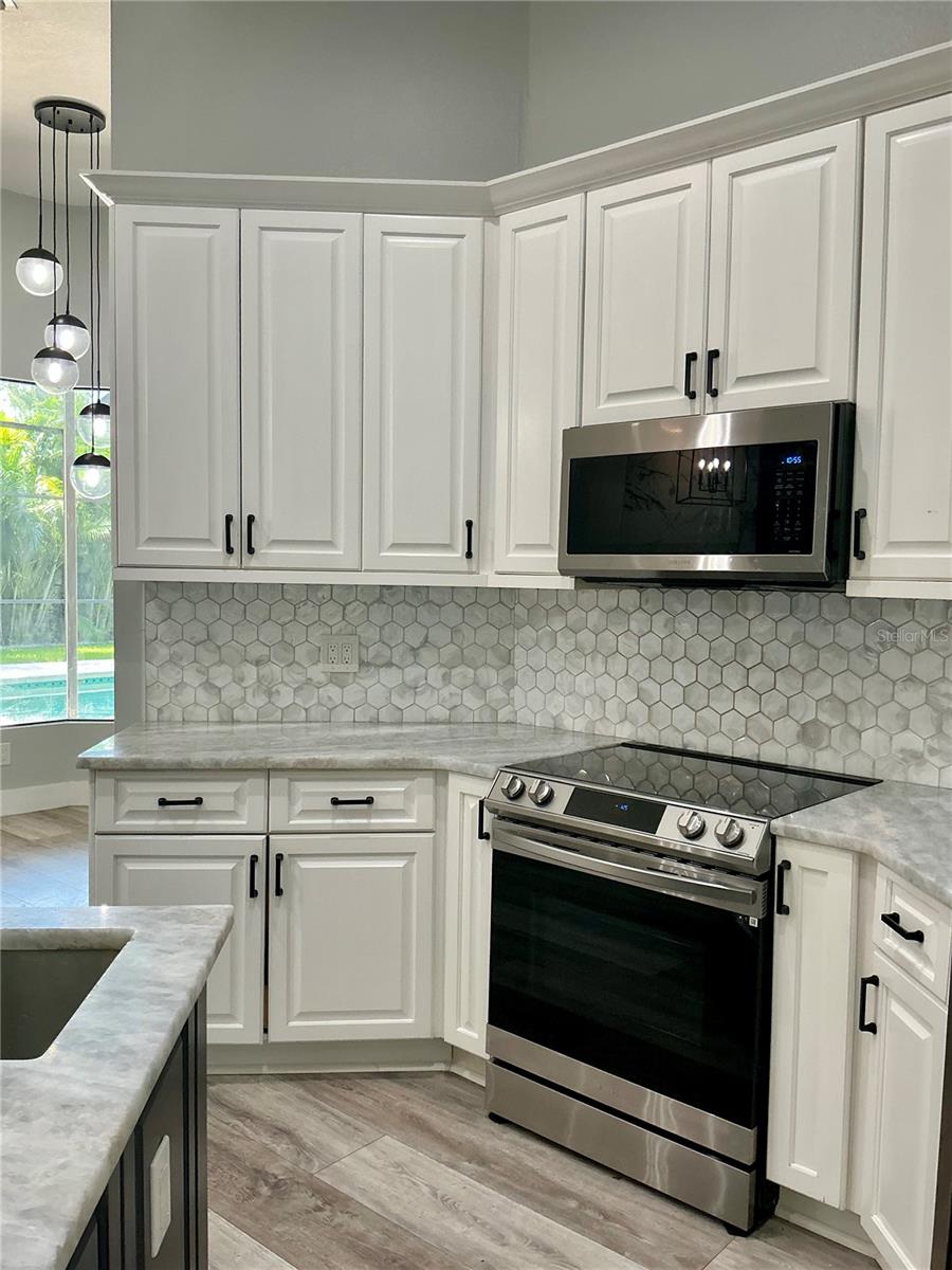OAK TRAIL - Residential