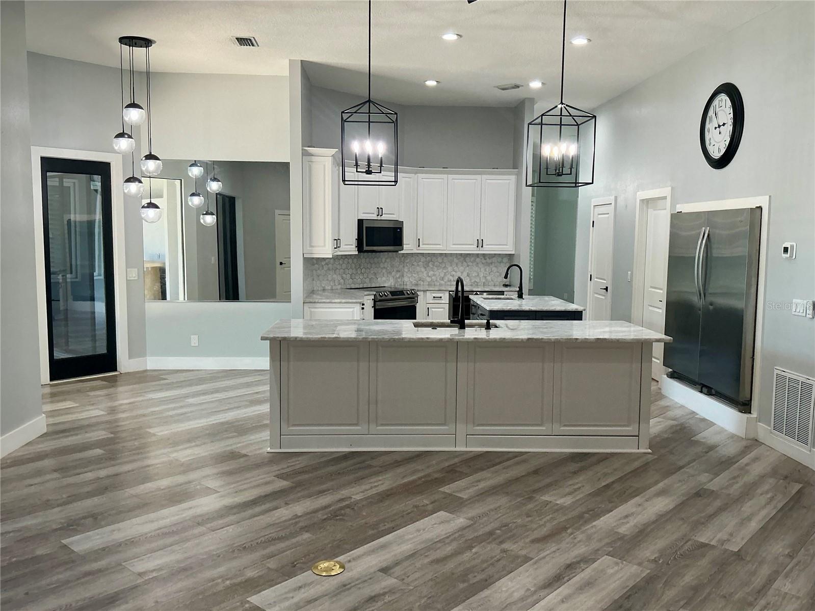 OAK TRAIL - Residential
