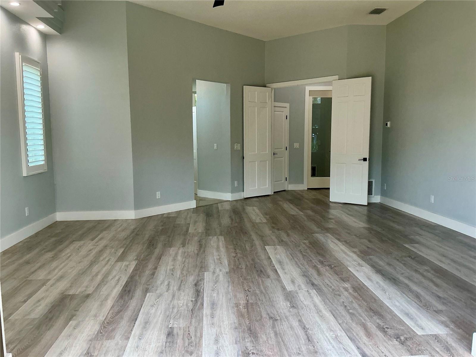 OAK TRAIL - Residential