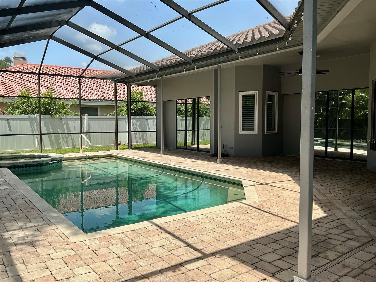 OAK TRAIL - Residential