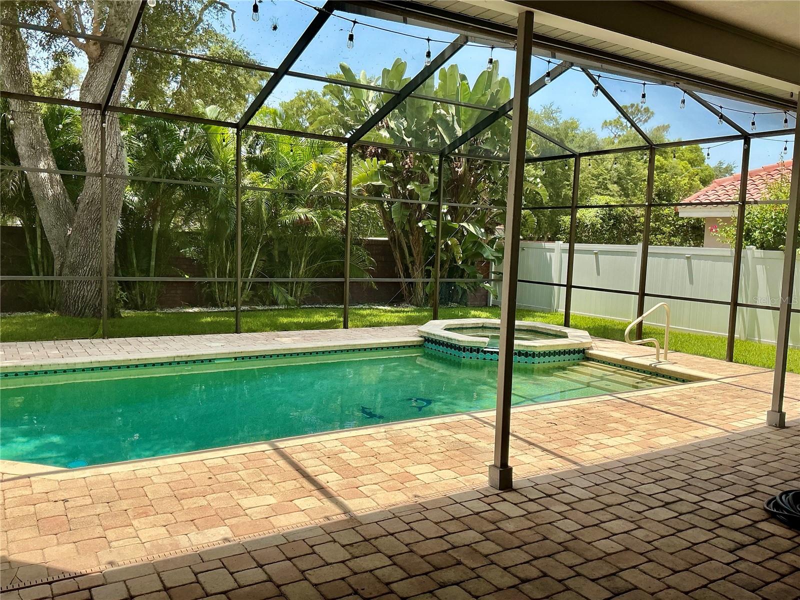OAK TRAIL - Residential