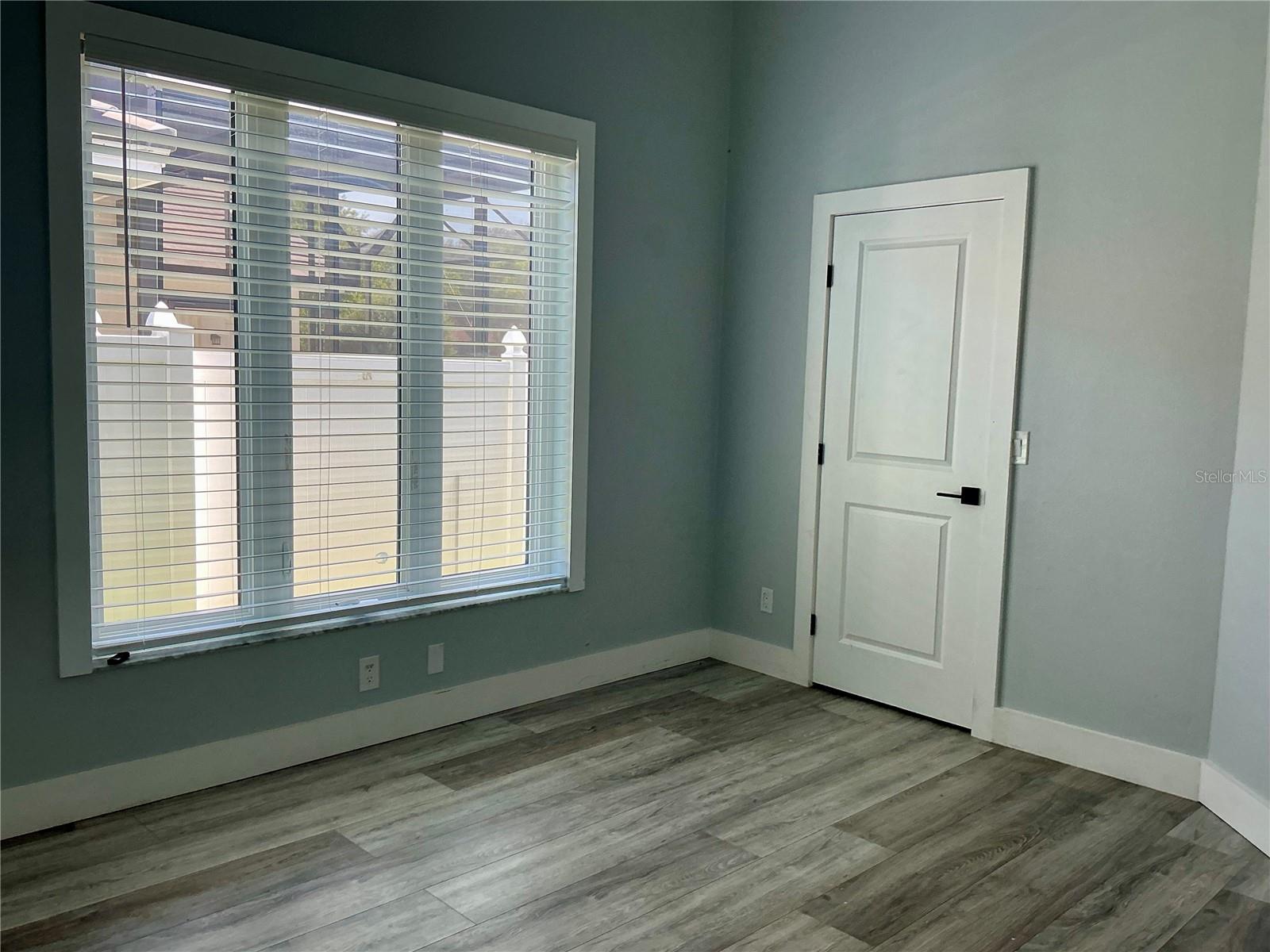 OAK TRAIL - Residential