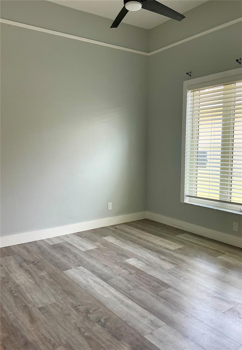 OAK TRAIL - Residential