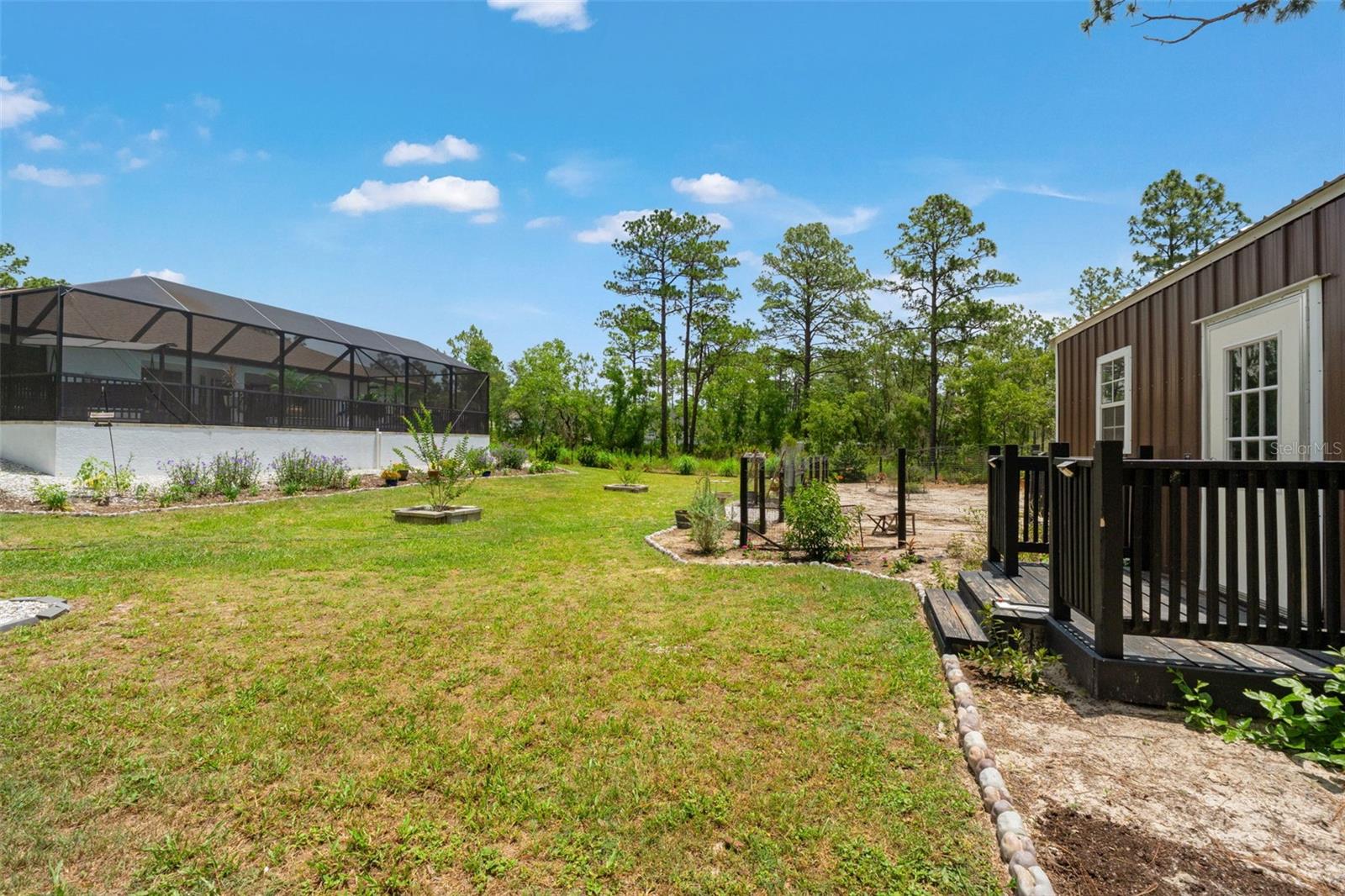 ROYAL HIGHLANDS - Residential