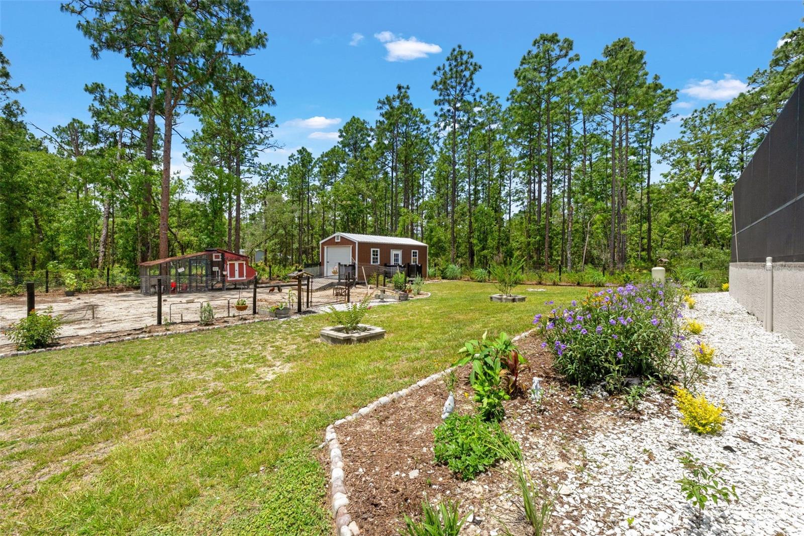 ROYAL HIGHLANDS - Residential