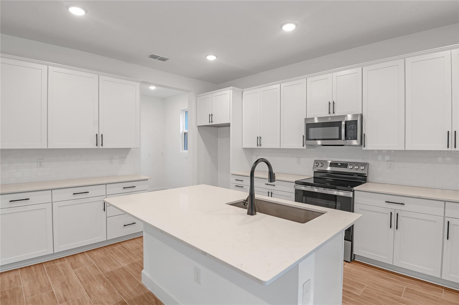 SEASONS AT WEKIVA RIDGE - Residential