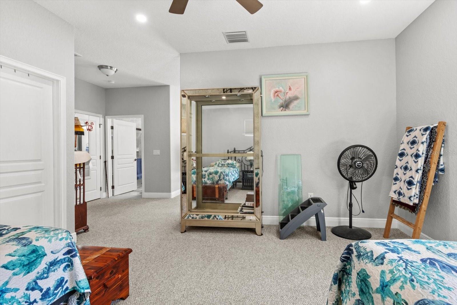 RIVERHAVEN VILLAGE - Residential