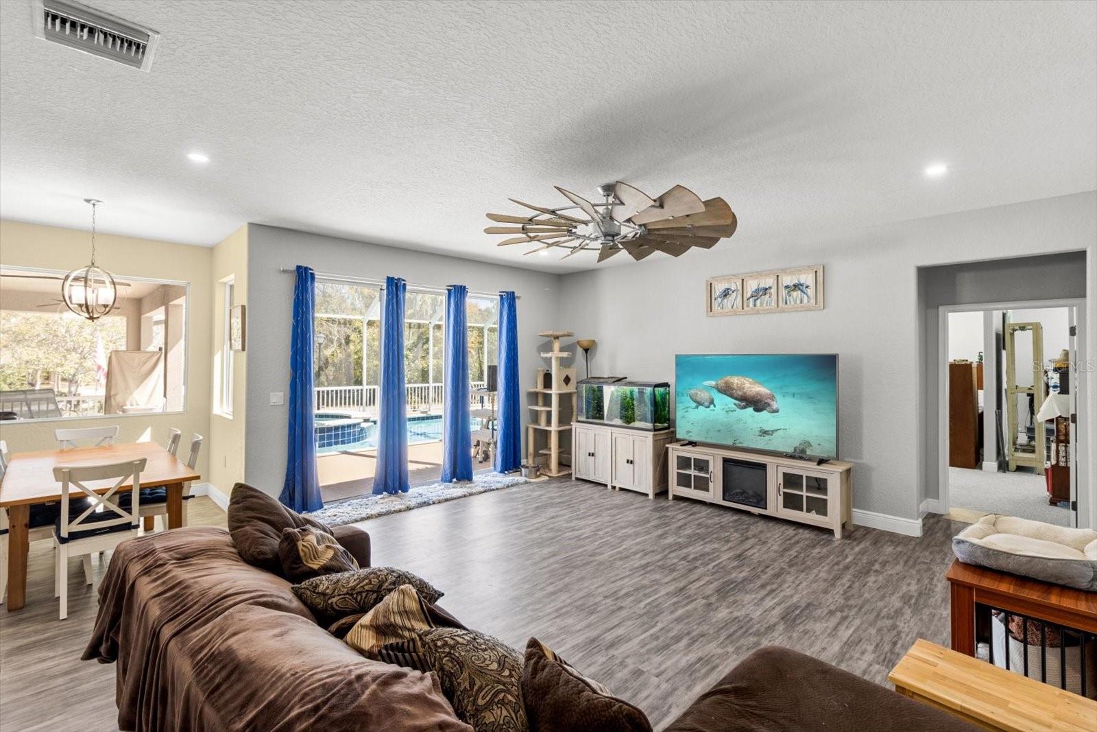RIVERHAVEN VILLAGE - Residential