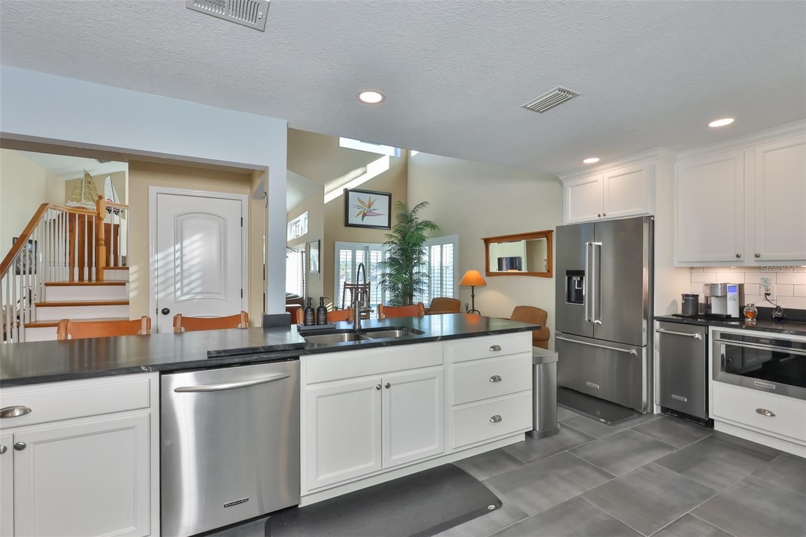 SYMPHONY ISLES UNIT ONE - Residential