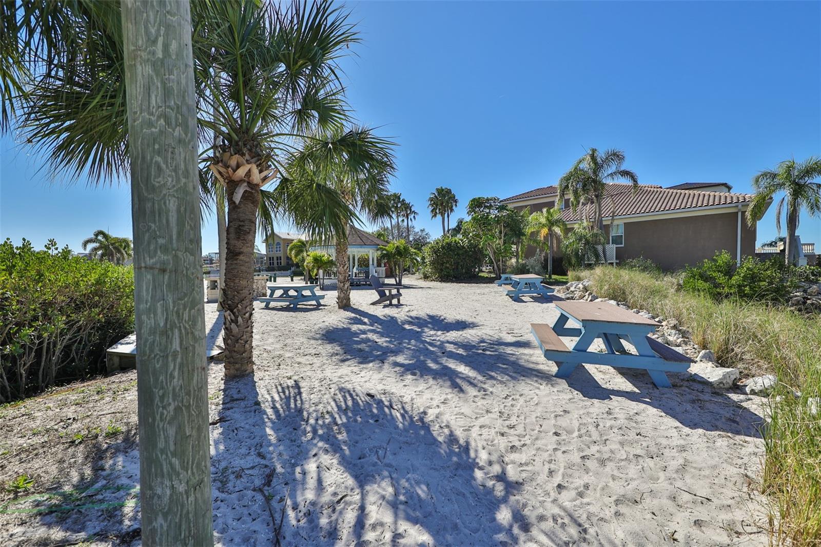 SYMPHONY ISLES UNIT ONE - Residential