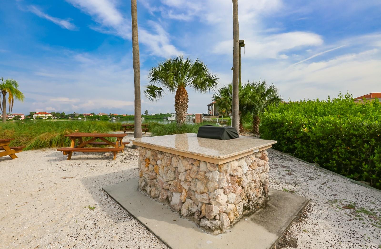 SYMPHONY ISLES UNIT ONE - Residential