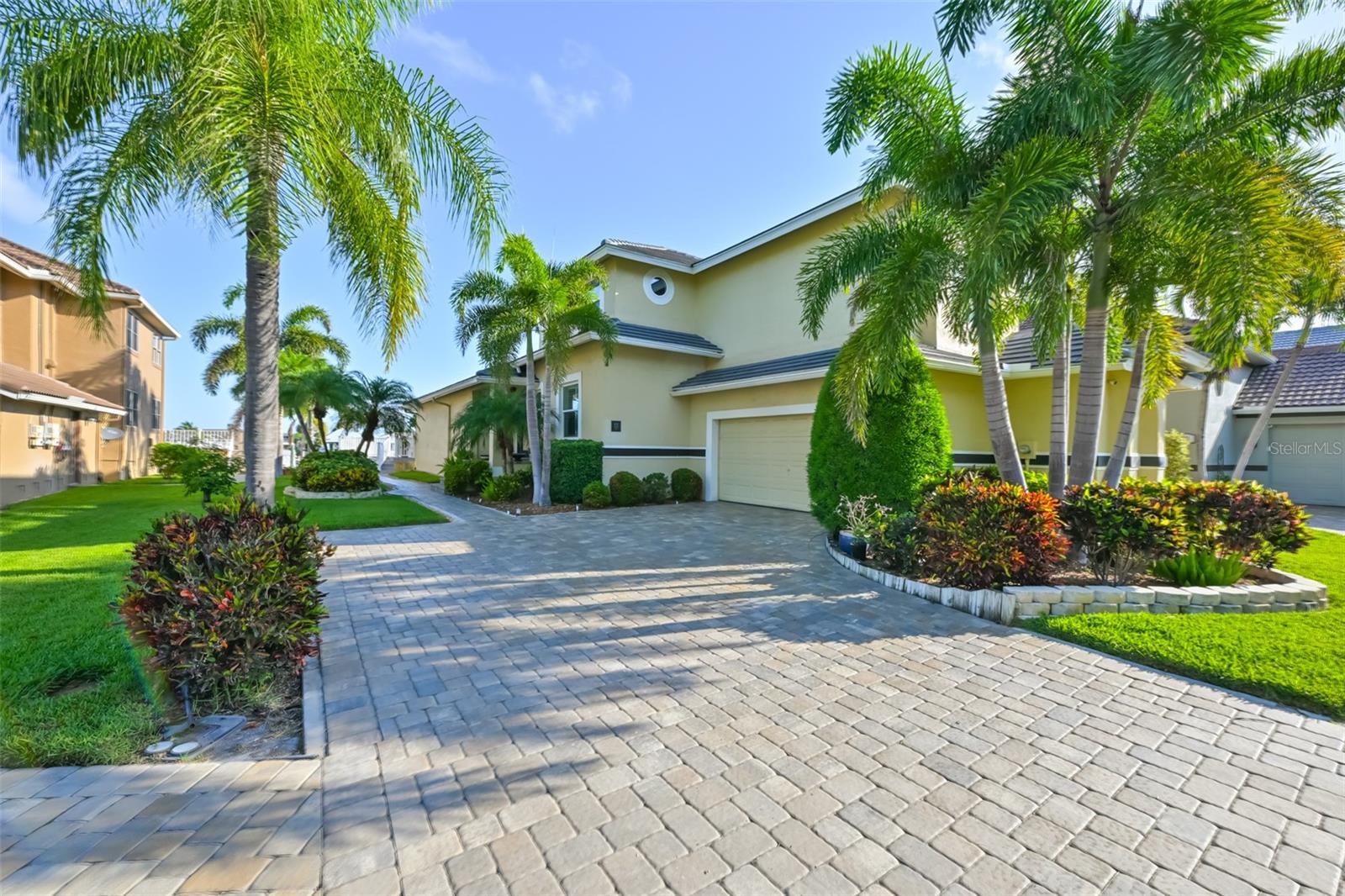 SYMPHONY ISLES UNIT ONE - Residential
