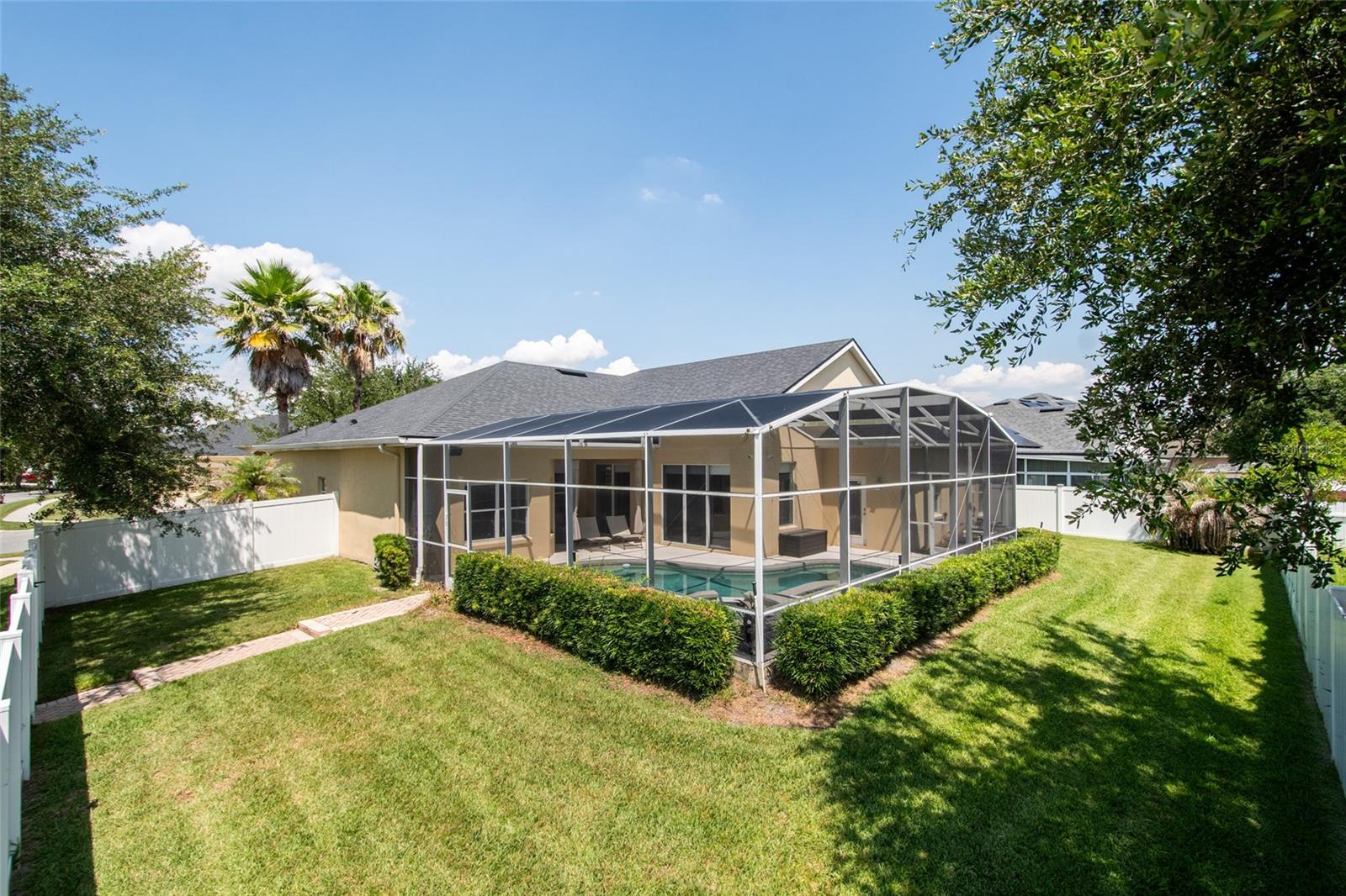 FALCON TRACE 45/3 - Residential
