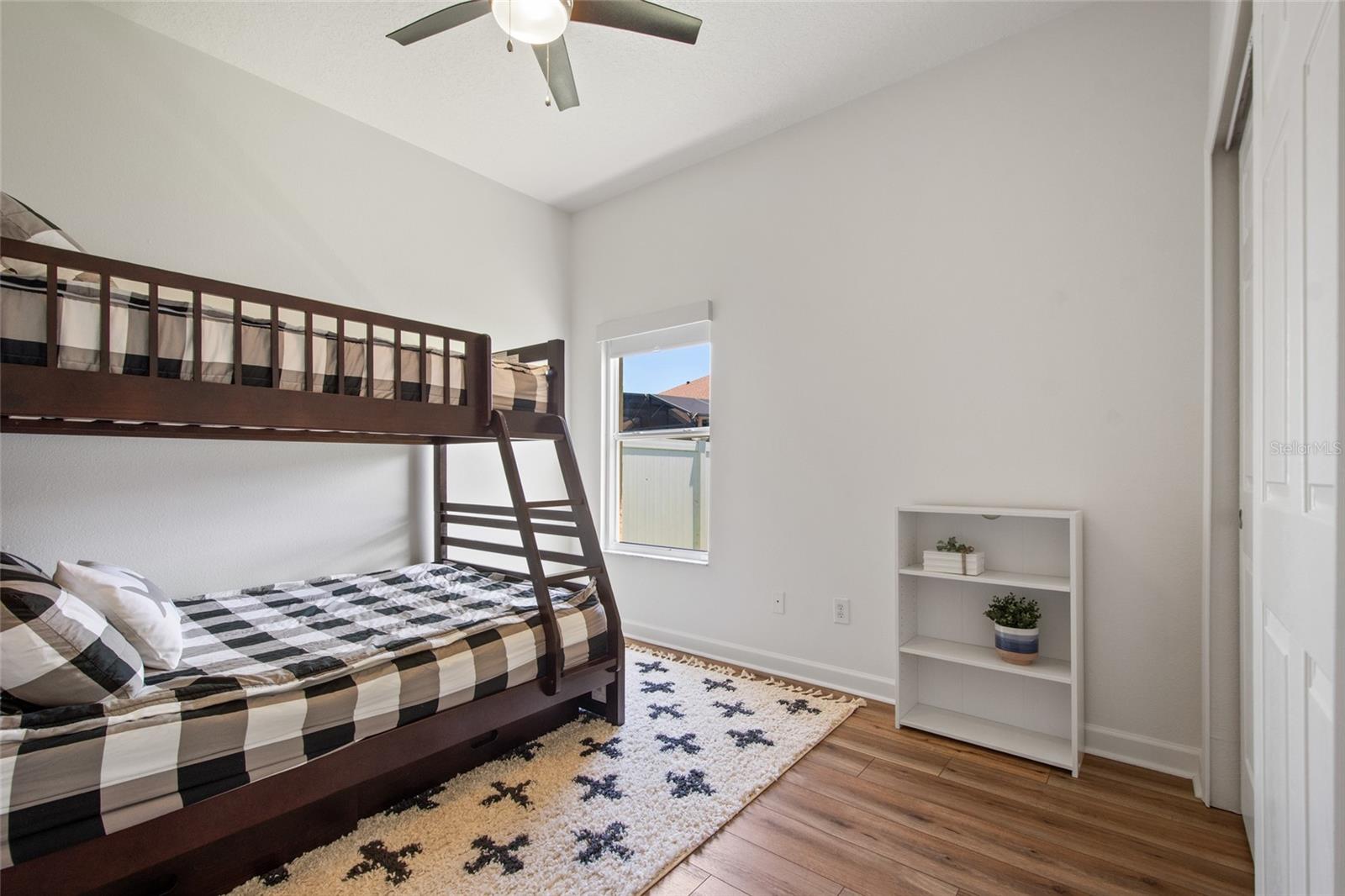 FALCON TRACE 45/3 - Residential