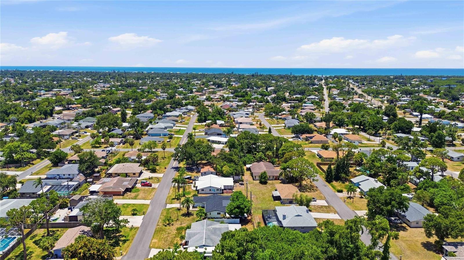 SOUTH VENICE - Residential