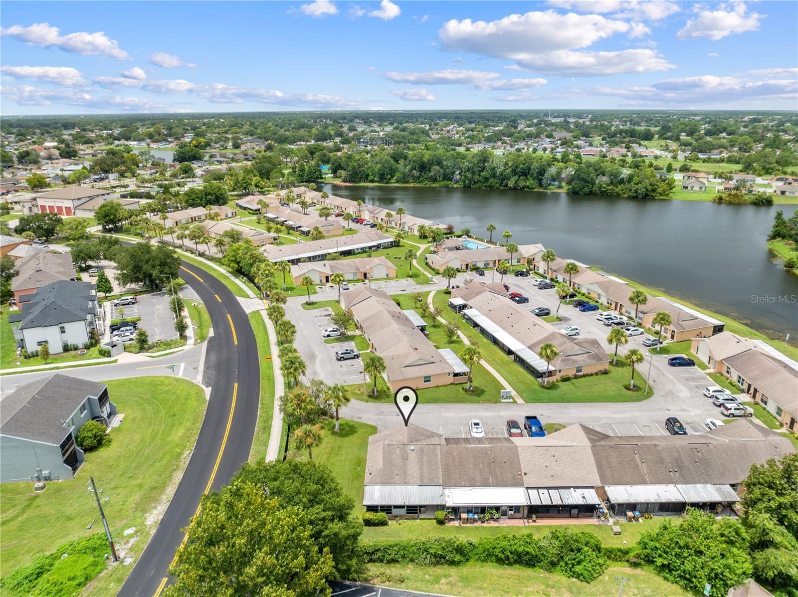 COUNTRY COVE VILLAS - Residential