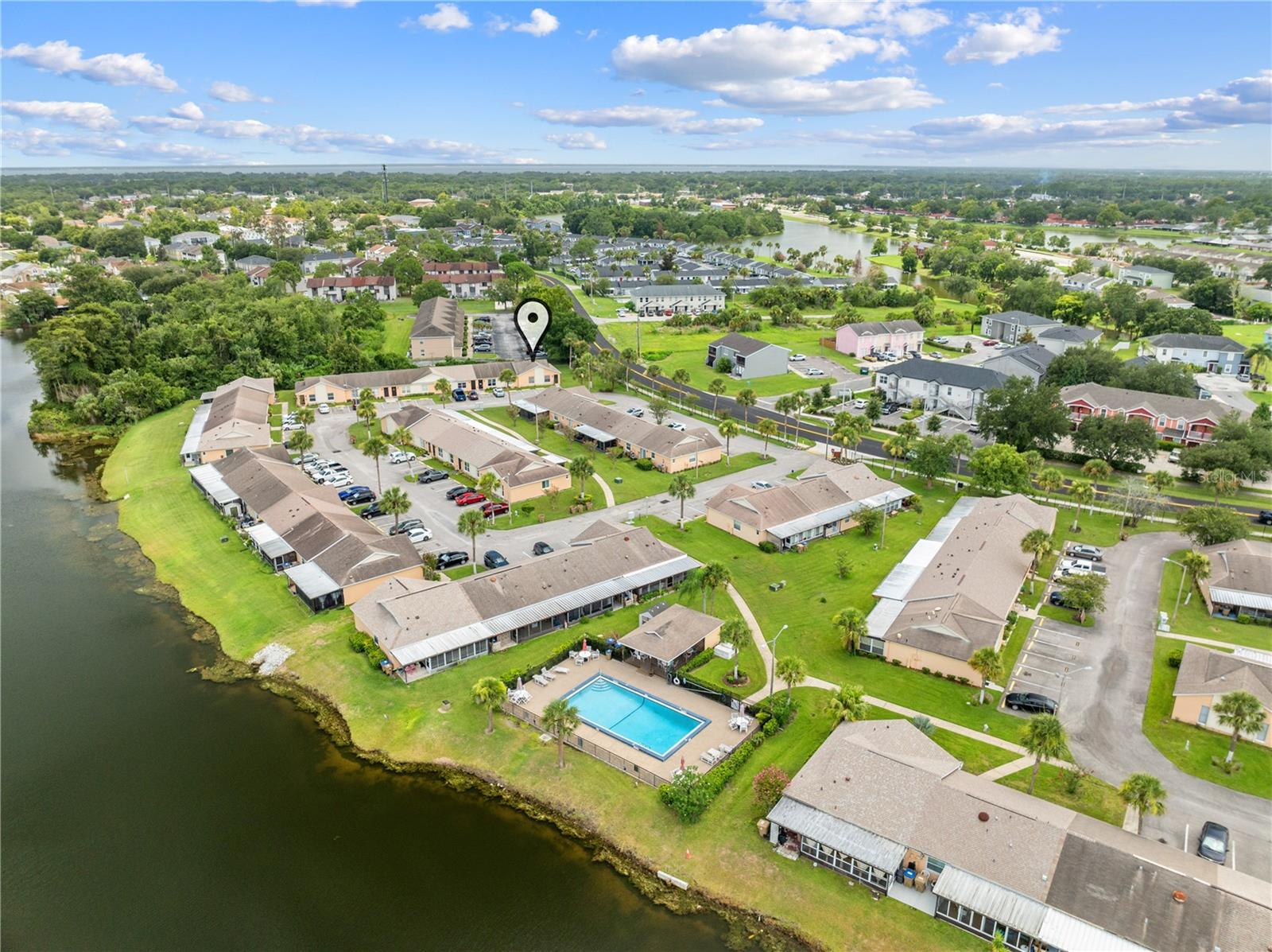 COUNTRY COVE VILLAS - Residential