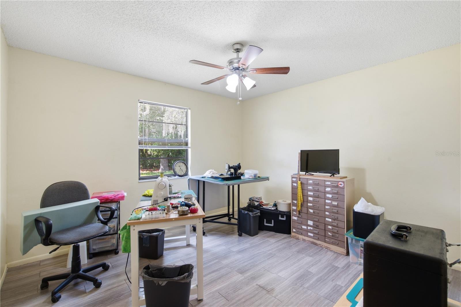 MOON LAKE ESTATES - Residential