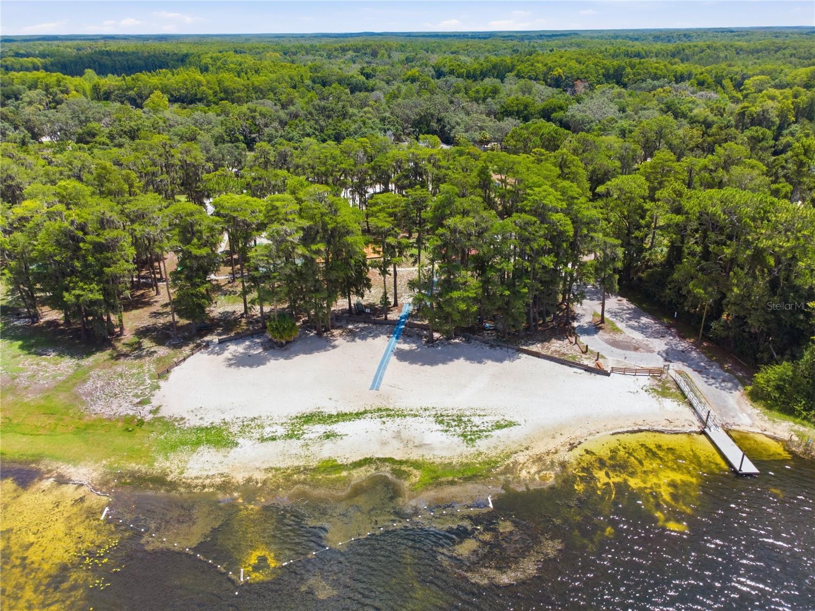 MOON LAKE ESTATES - Residential