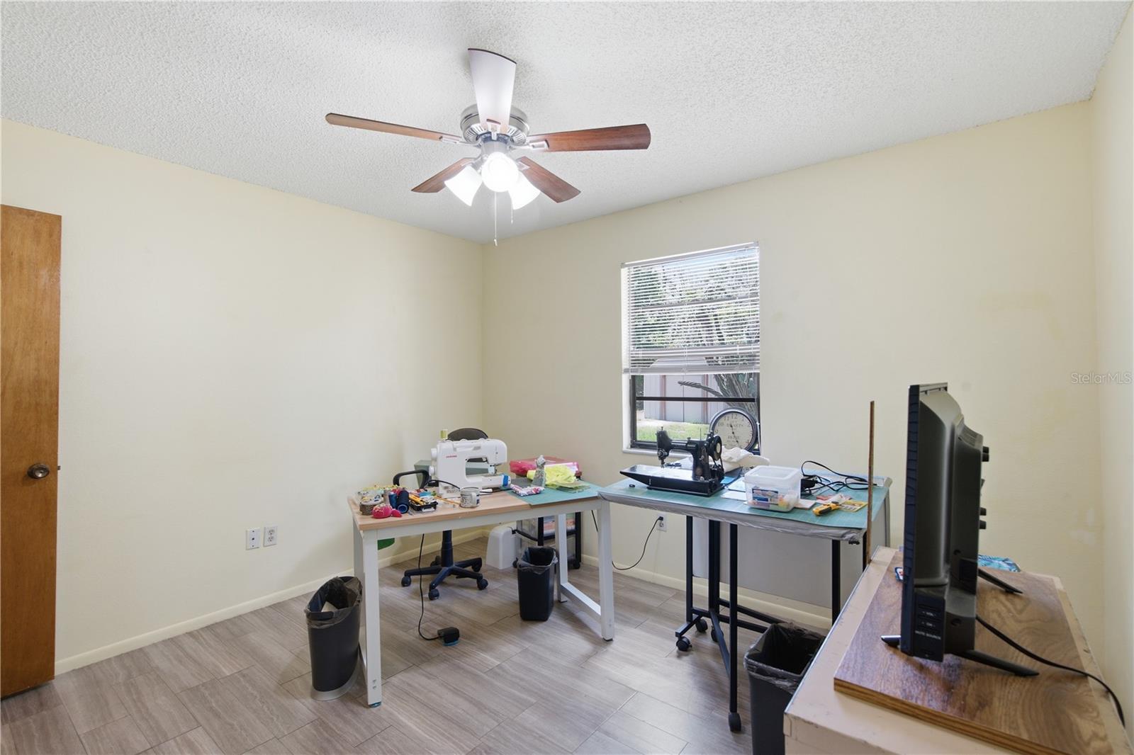 MOON LAKE ESTATES - Residential