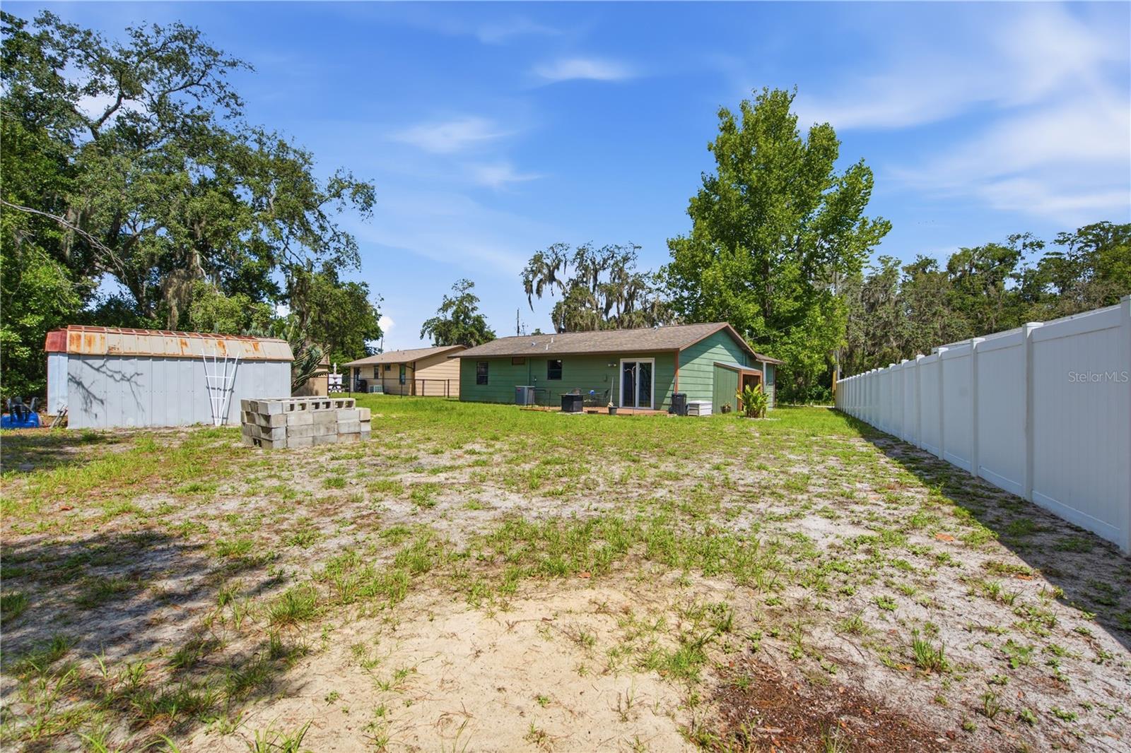 MOON LAKE ESTATES - Residential