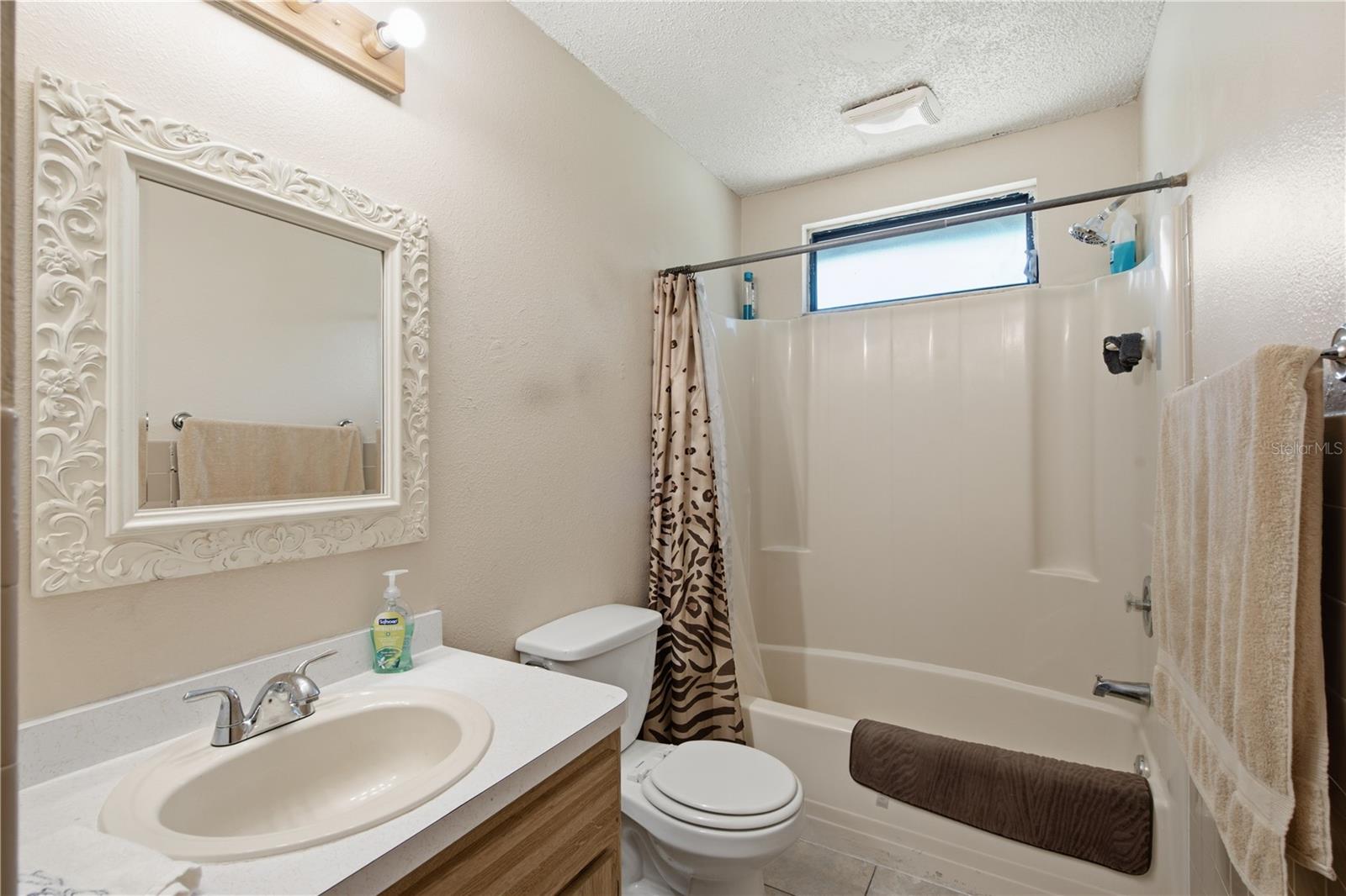 MOON LAKE ESTATES - Residential