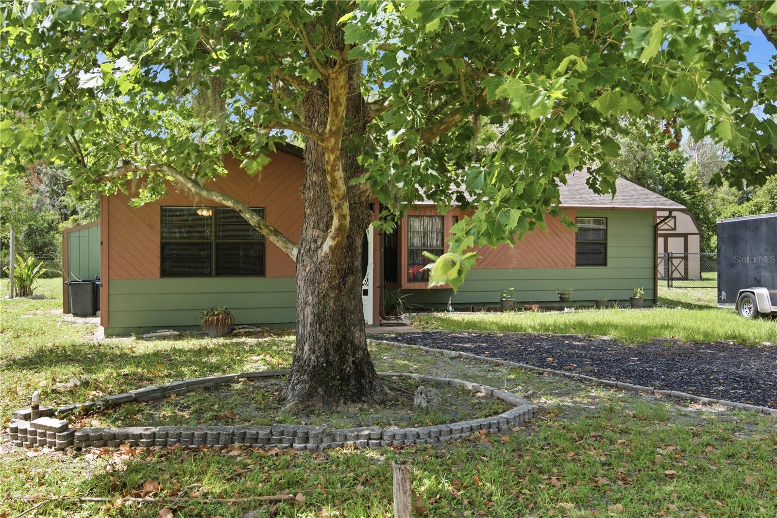 MOON LAKE ESTATES - Residential
