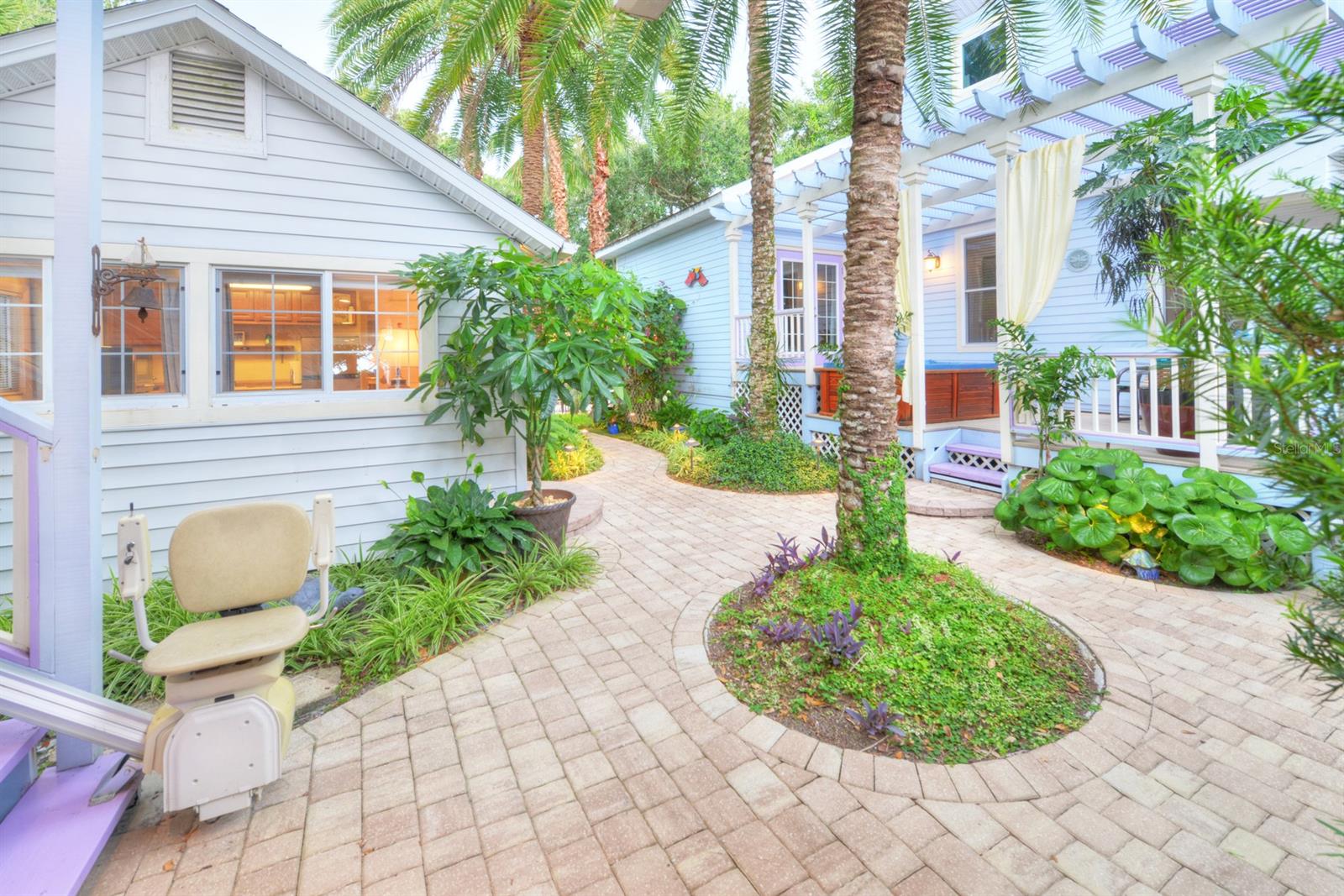 Bunch Elizabeth Grant - Residential