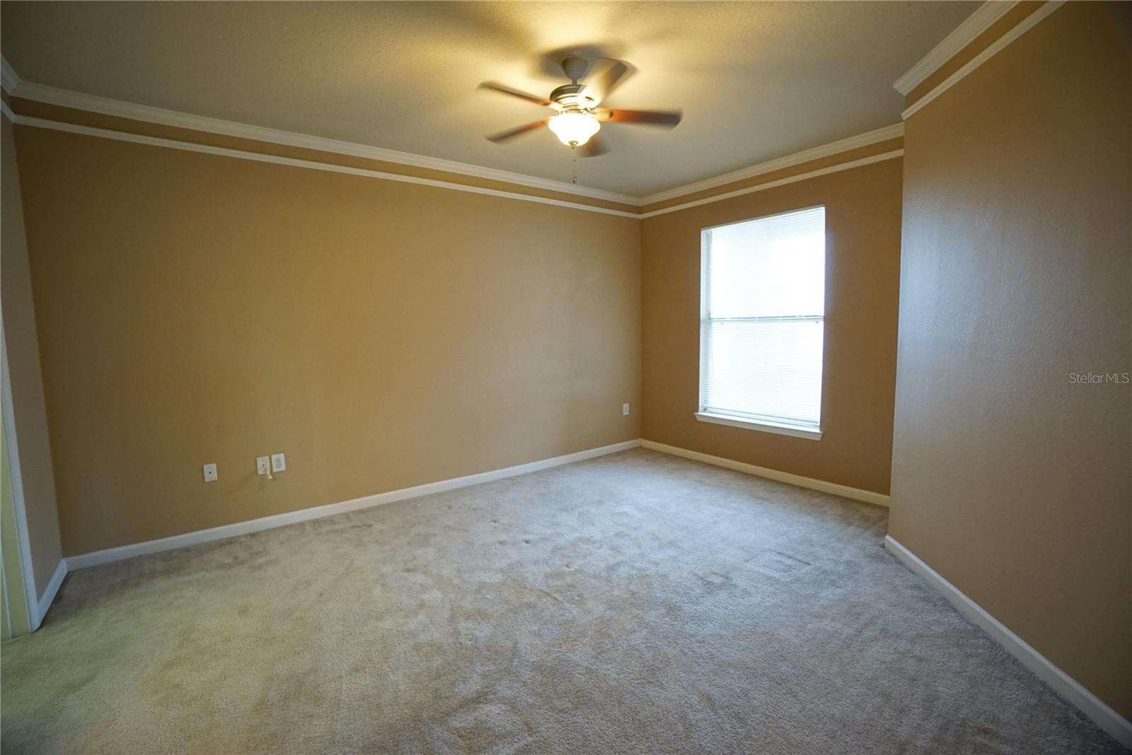 THE VILLAS CONDO - Residential Lease