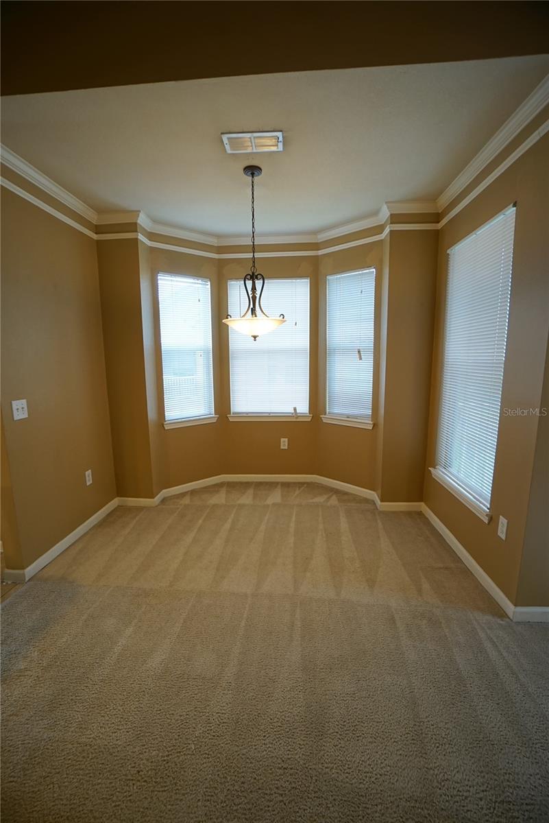 THE VILLAS CONDO - Residential Lease