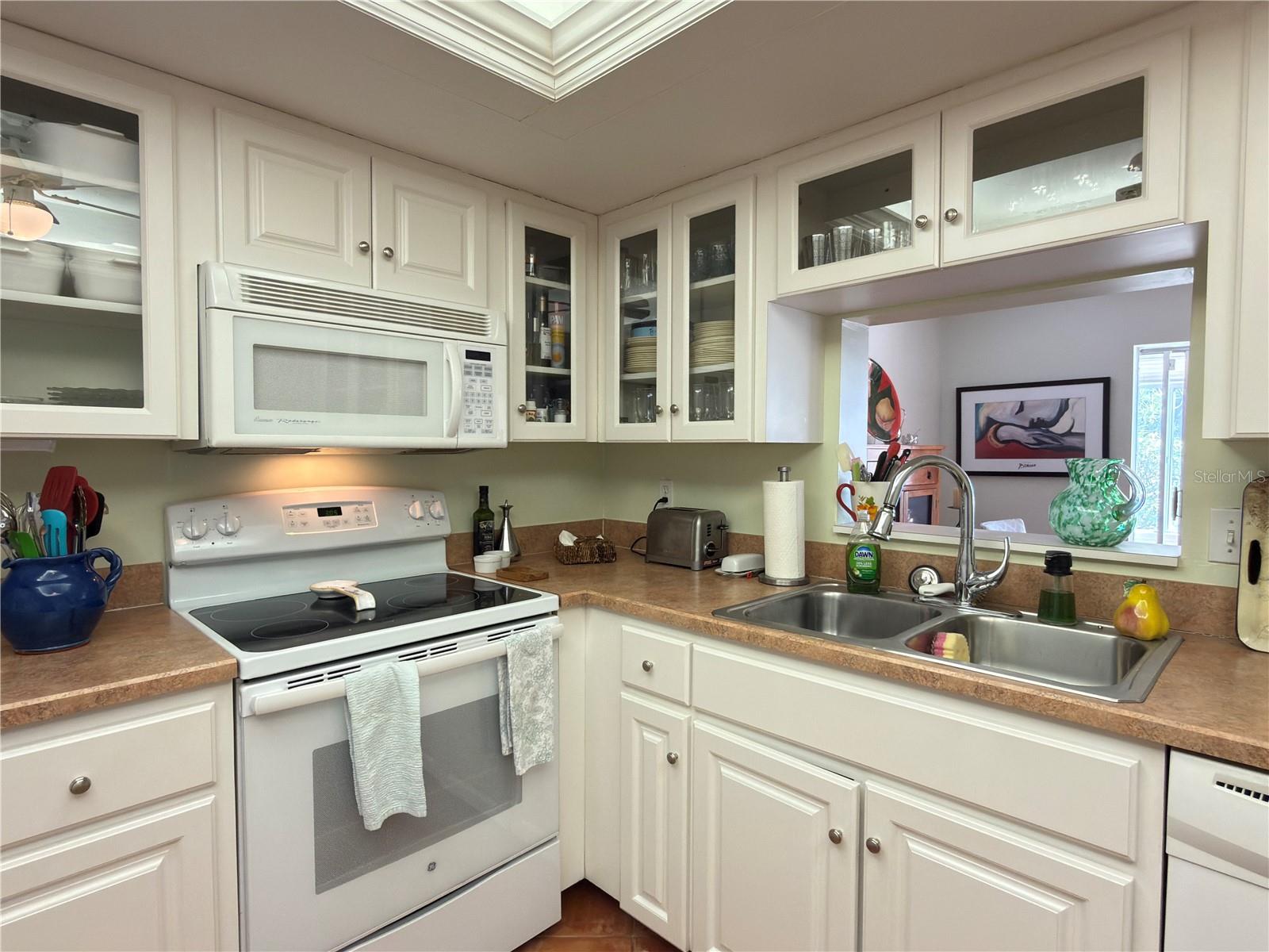 EL RIO GARDEN CONDO - Residential