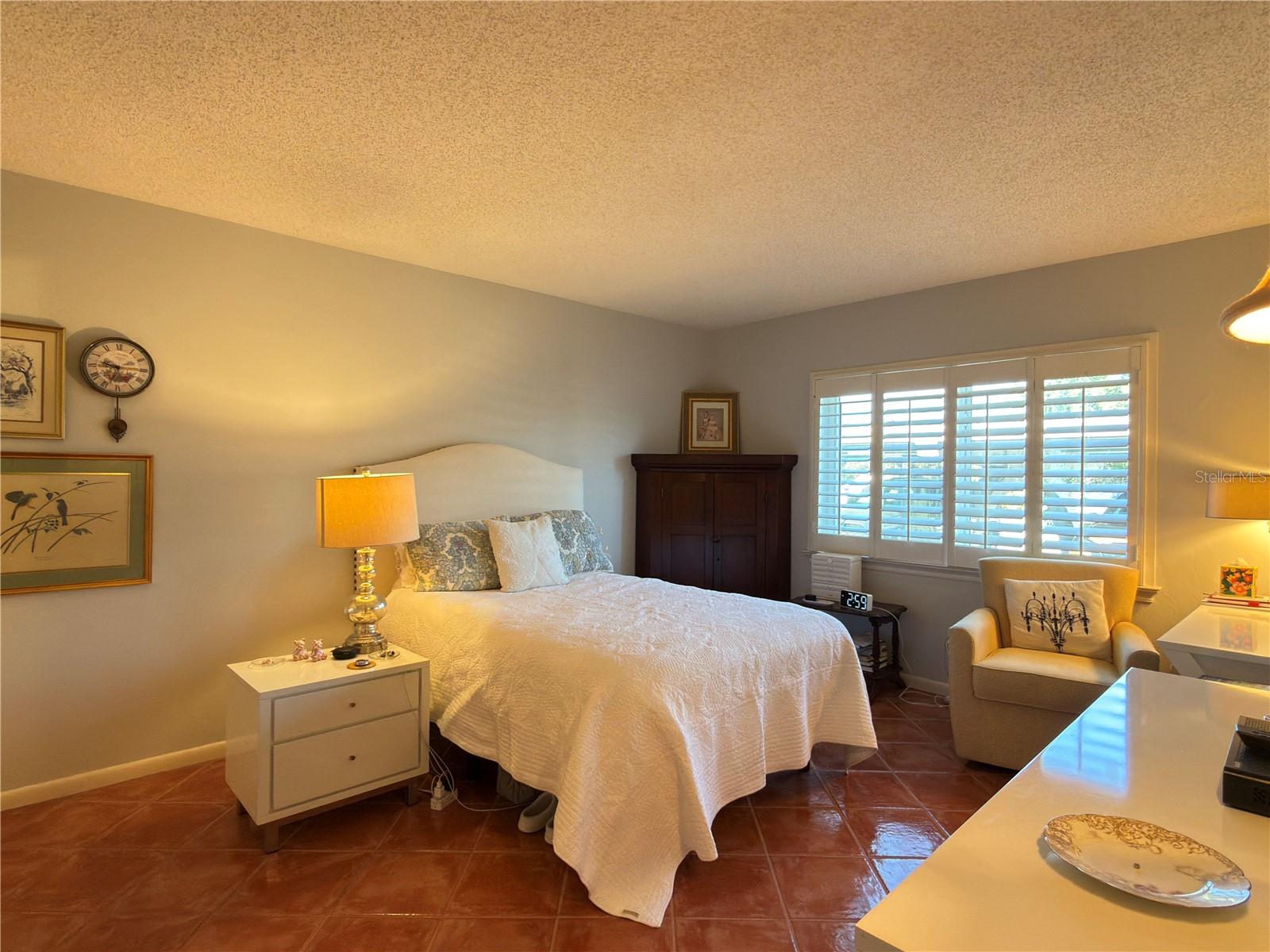 EL RIO GARDEN CONDO - Residential